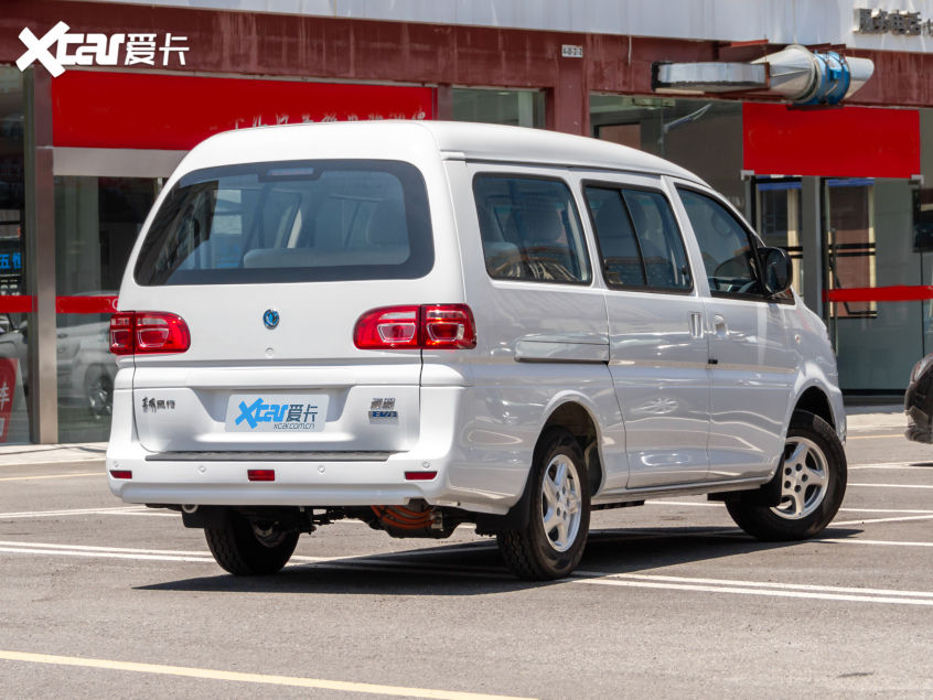 东风风行2020款菱智M5 EV