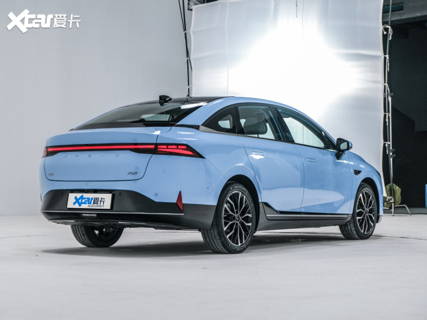 小鹏汽车2021款小鹏P5