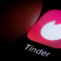 Tinder的第一个电视节目将让你刷卡推进故事